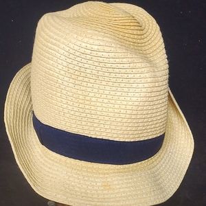 Kids baby gap hat size small